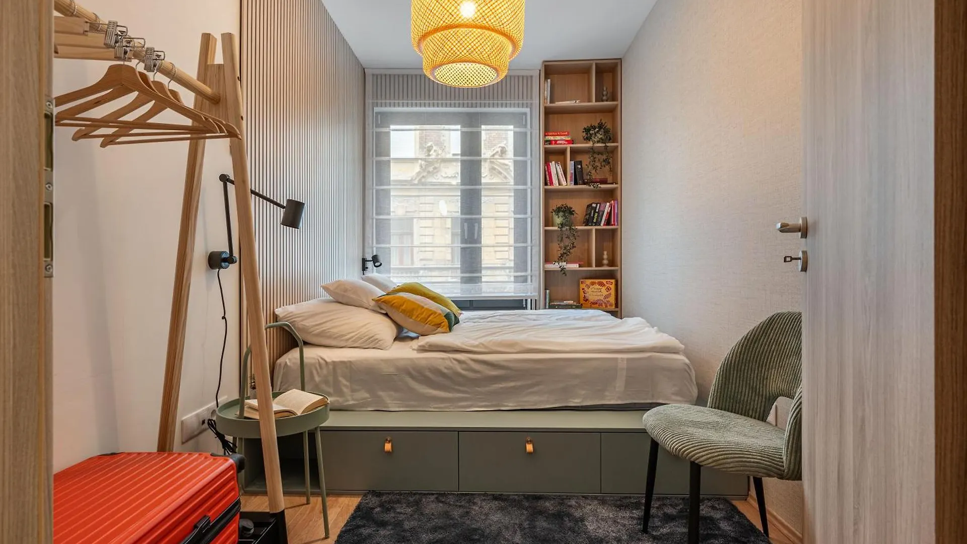3 Bedroom Condo W Garage And Balcony Budapest Ungheria