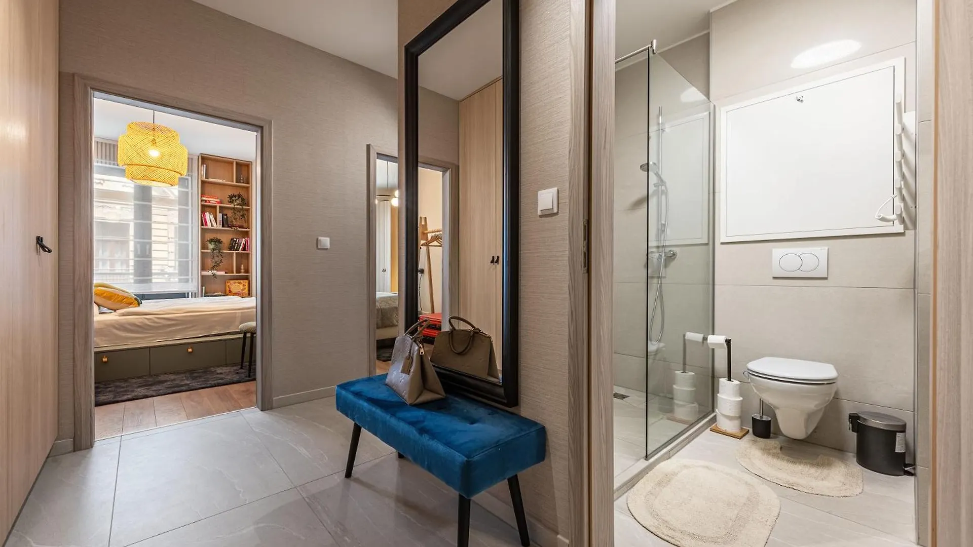Appartamento 3 Bedroom Condo W Garage And Balcony Budapest