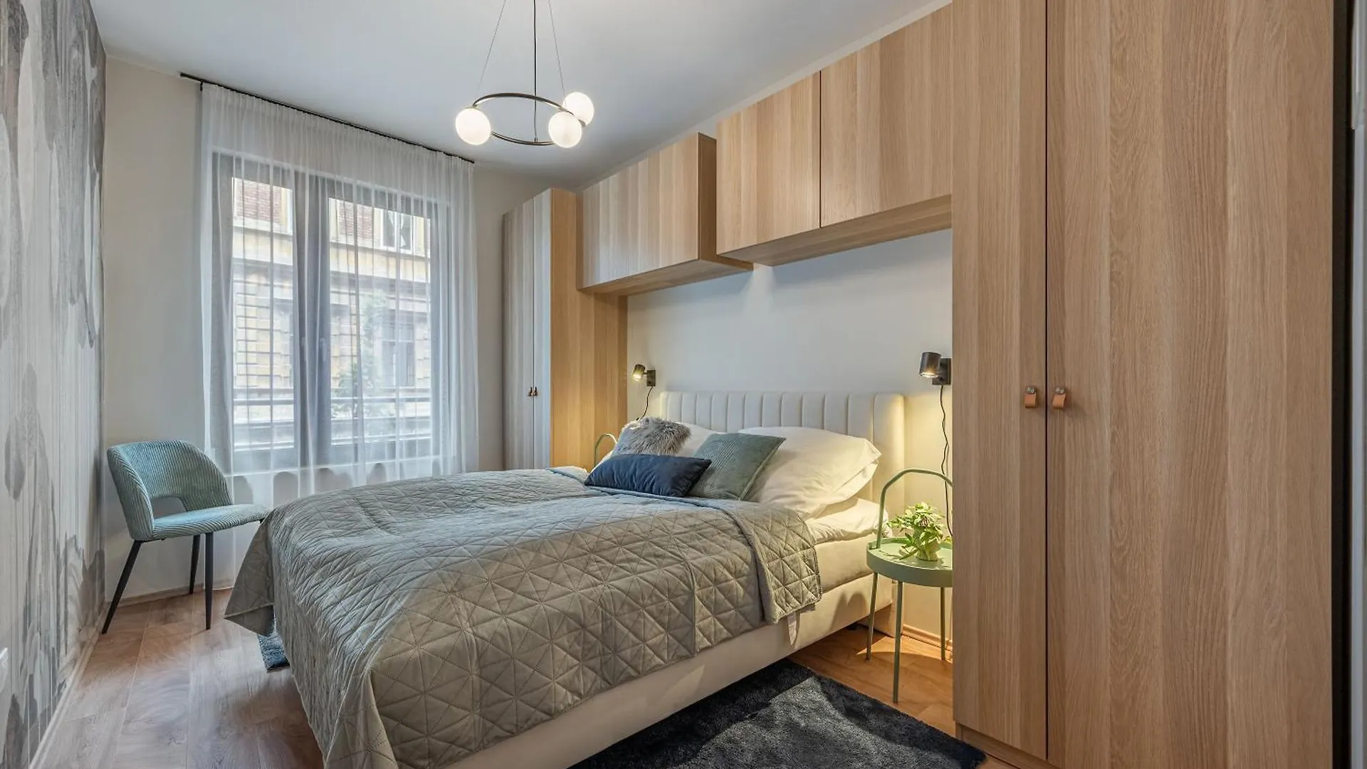 3 Bedroom Condo W Garage And Balcony Budapeşte Daire